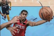 开云体育网页版登录入口-火箭旧将发展联盟狂砍93分！他真能杀回NBA吗？|克里斯托弗|约什-克里斯托弗|克里斯-席尔瓦|休斯敦火箭队|迈阿密热火队_新浪体育_新浪新闻